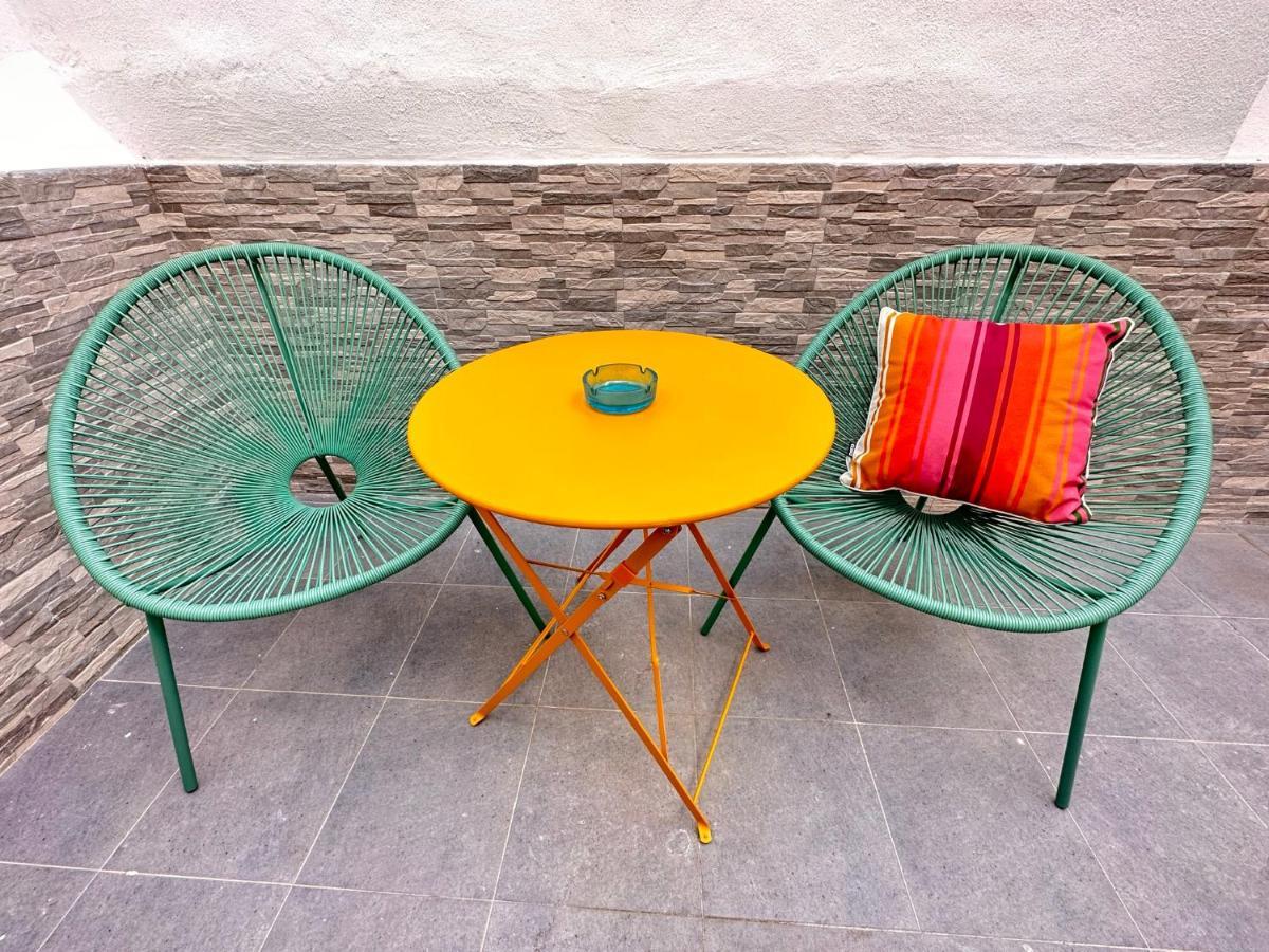 Setubal Beach Vibes - Patio ภายนอก รูปภาพ