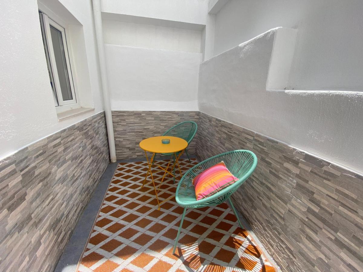 Setubal Beach Vibes - Patio ภายนอก รูปภาพ